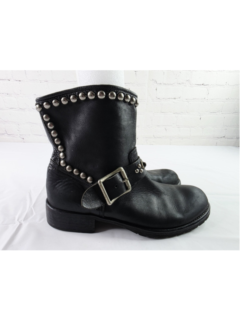 Hollywood Trading Company Black Leather Studded Biker Boots Womens Size 38 7.5-8
